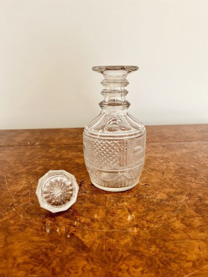 Antique QUALITY ANTIQUE GEORGE III CUT GLASS DECANTER