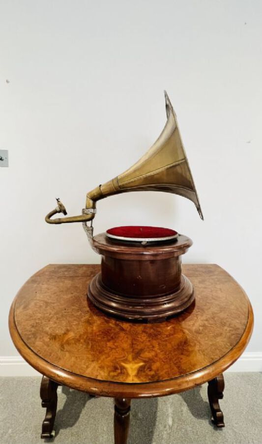 Antique ANTIQUE MAHOGANY BRASS HORN GRAMOPHONE