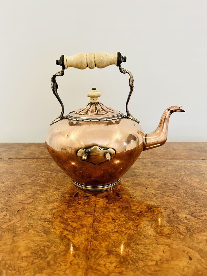 Antique Unusual antique Victorian quality copper kettle on a stand 