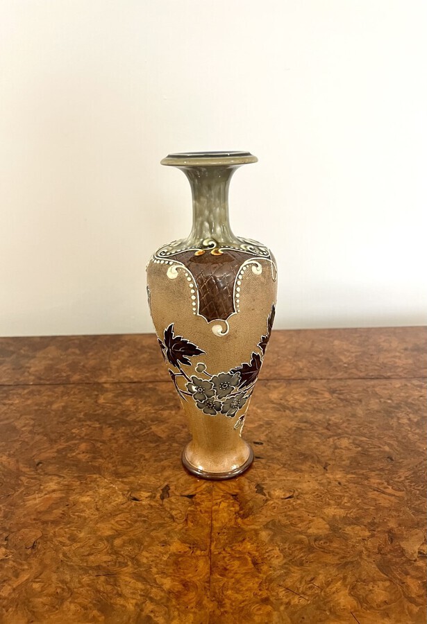 Antique Fantastic quality antique Doulton vase 