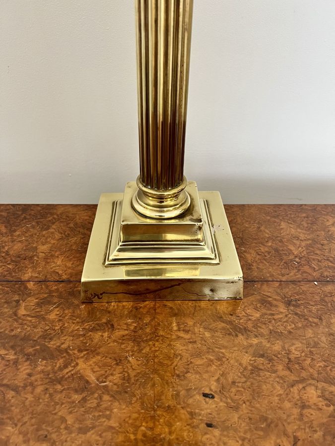 Antique Fantastic Quality Large Antique Victorian Brass Oil Lamp