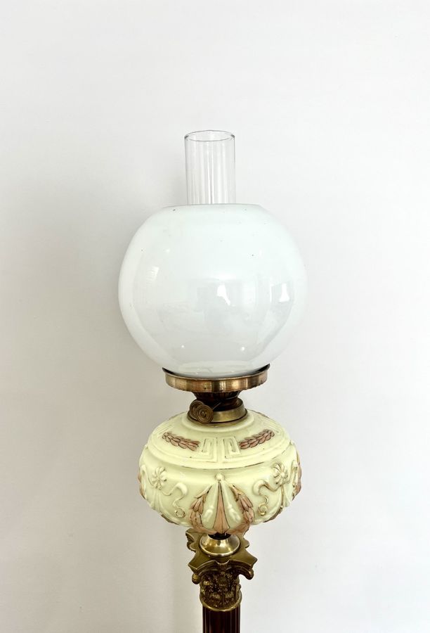 Antique Fantastic Quality Large Antique Victorian Brass Oil Lamp