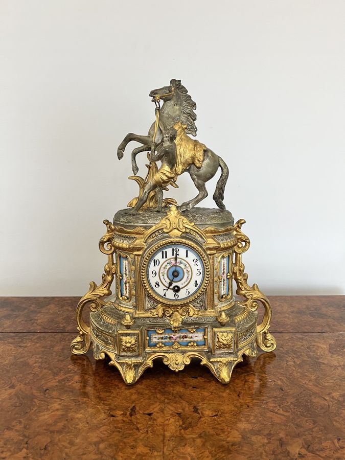 Antique Quality antique Victorian gilded timepiece with beautiful porcelain detail 