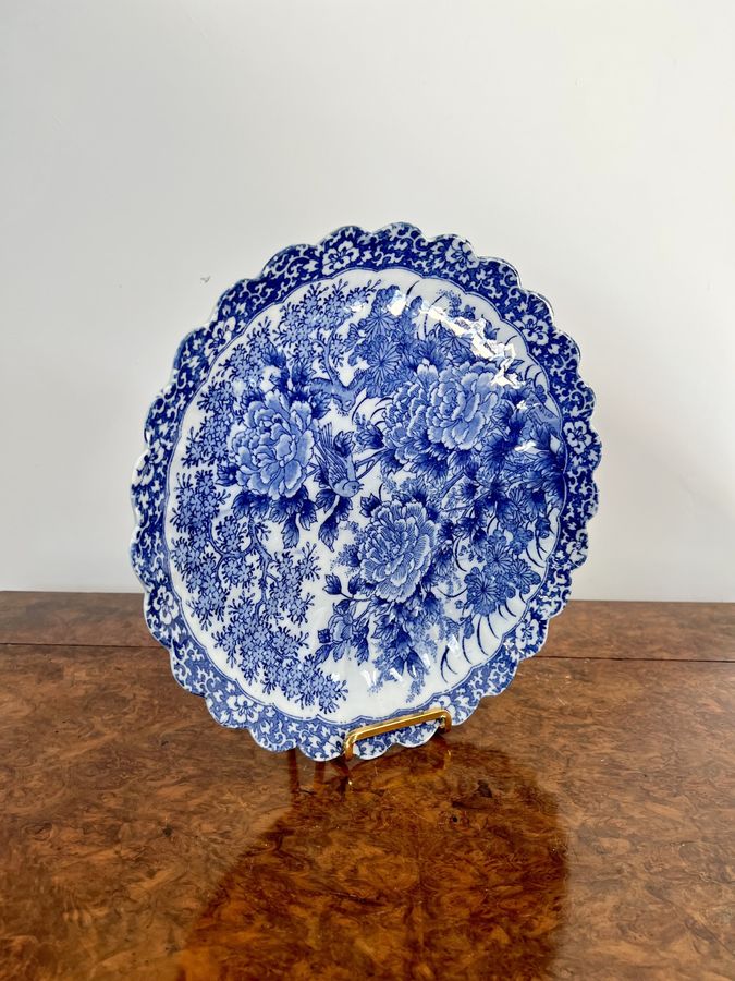 Antique Quality antique Japanese blue and white imari scalloped edge plate 