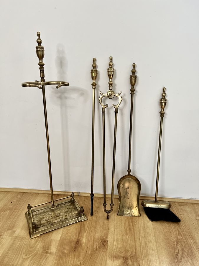 Antique Quality antique Edwardian brass companion set and stand 