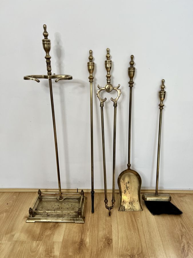 Antique Quality antique Edwardian brass companion set and stand 