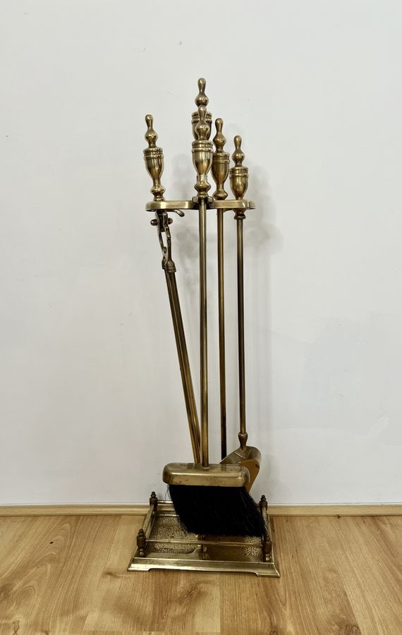 Antique Quality antique Edwardian brass companion set and stand 