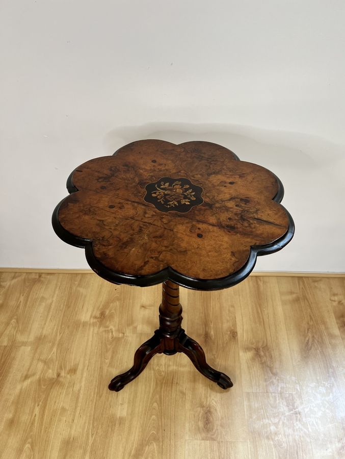 Antique Victorian quality burr walnut marquetry inlaid lamp table