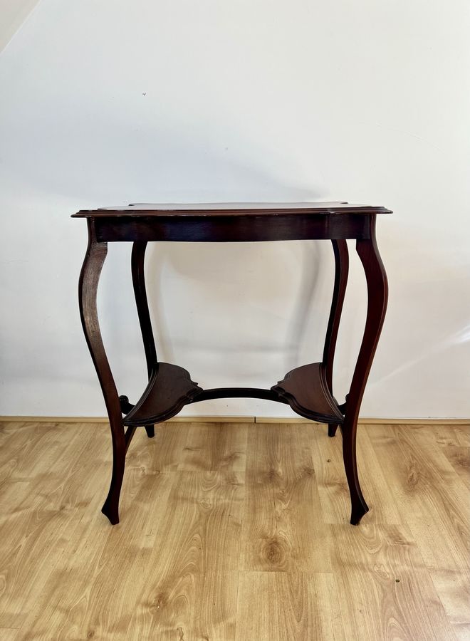 Antique Antique Edwardian quality mahogany lamp table 