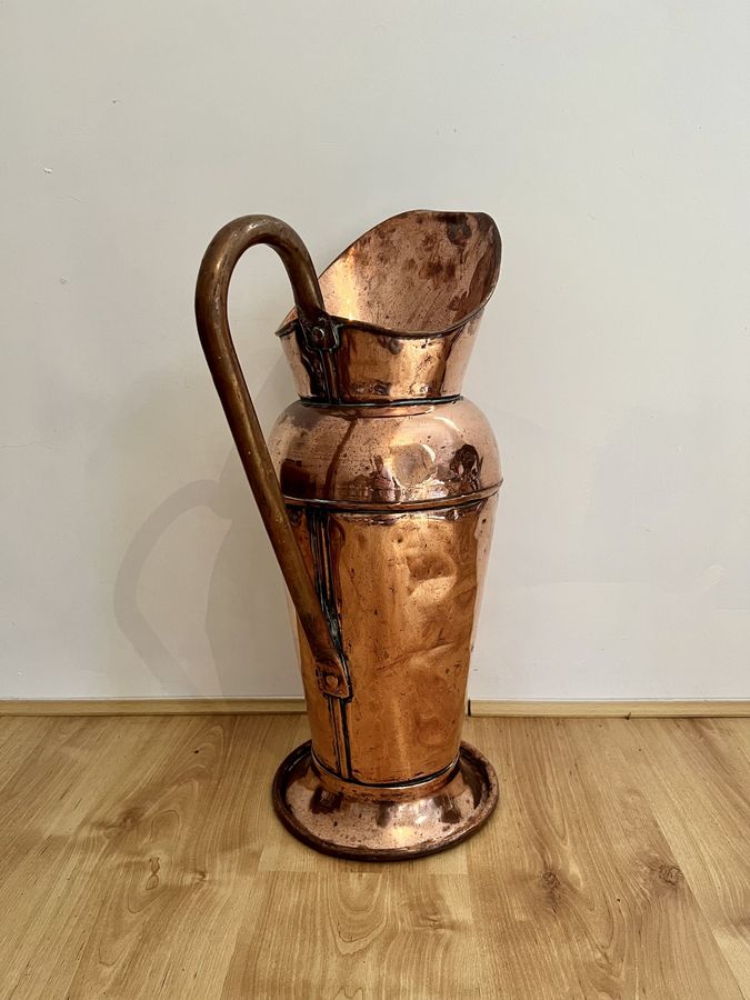 Antique Outstanding quality large antique Victorian copper jug 