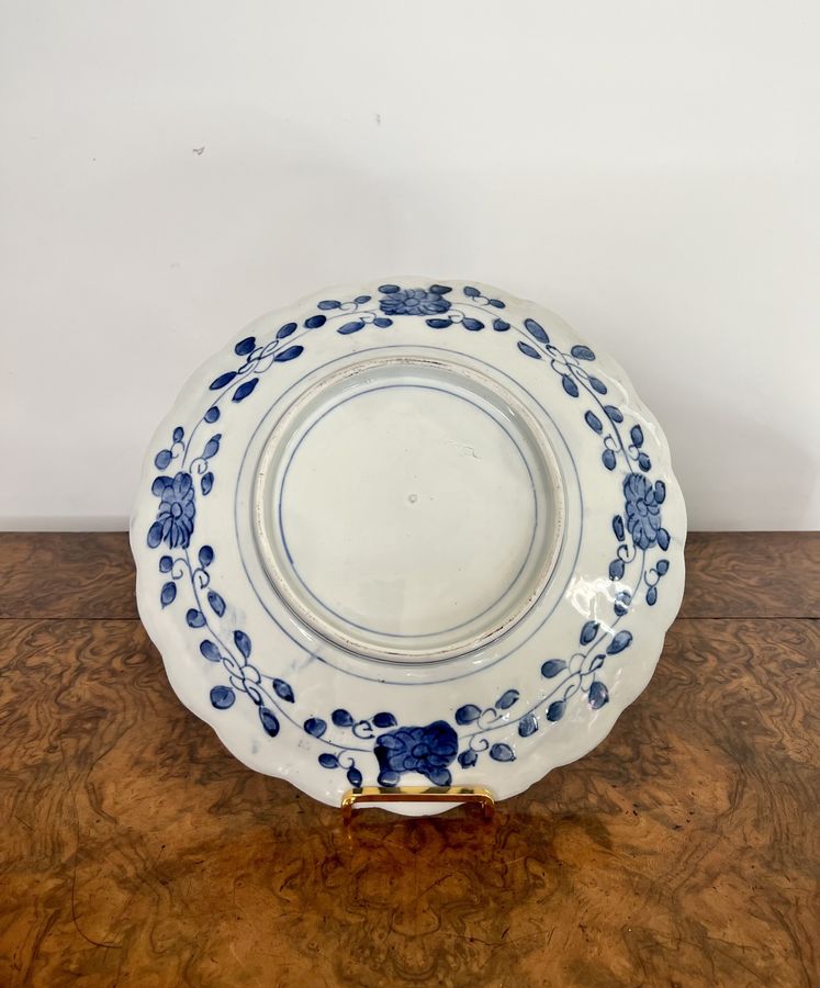 Antique Quality antique Japanese imari plate with a scalloped shaped edge 