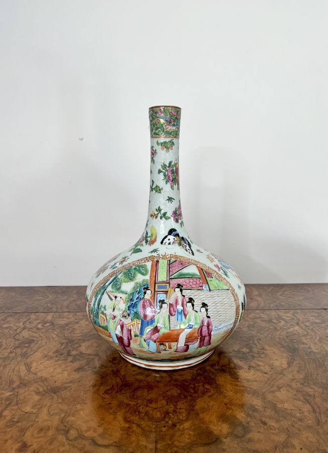 Antique Outstanding quality 19th century large Chinese famille rose vase 
