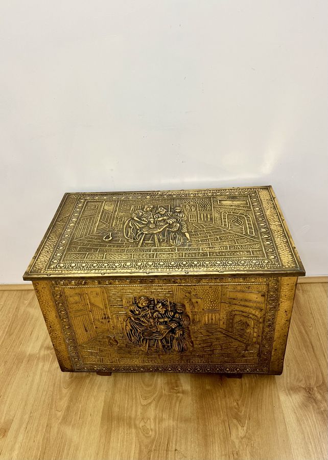 Antique Antique quality ornate brass coal box