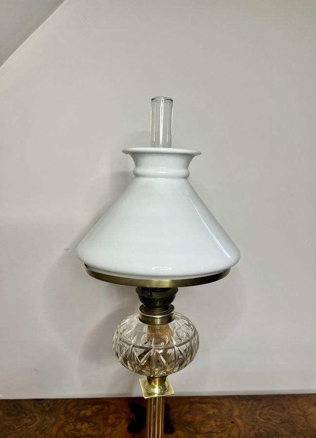 Antique Antique Victorian quality brass and cut glass oil lamp 