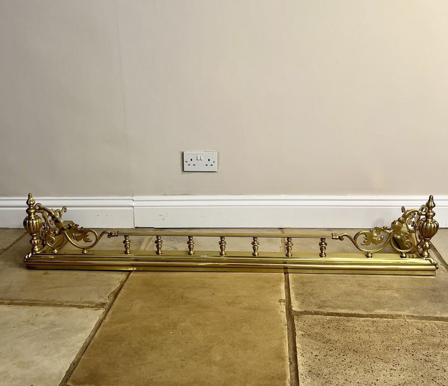 Fantastic quality antique Victorian brass fire fender