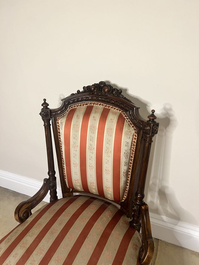 Antique Stunning antique Victorian quality carved walnut ladies chair 