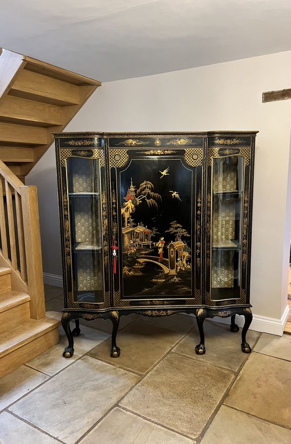 Antique Large antique Edwardian quality chinoiserie decorated display cabinet 