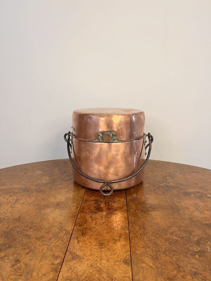 Quality antique George III copper cooking pot