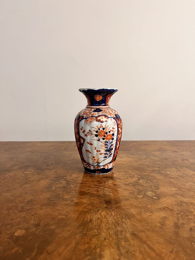 Antique Wonderful collection of six small antique Japanese imari vases