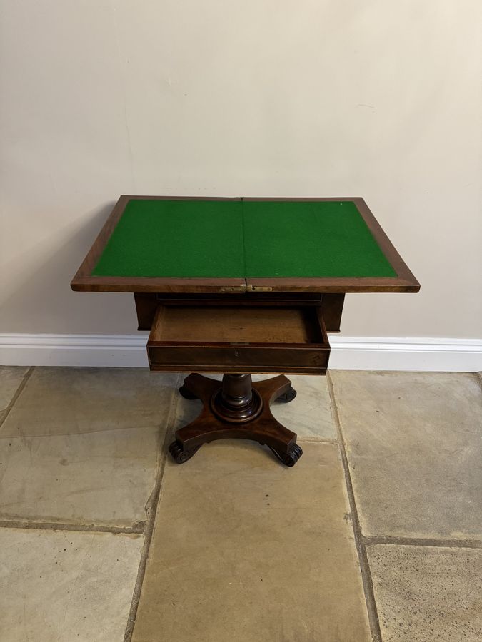 Antique Quality antique Victorian mahogany freestanding games table 