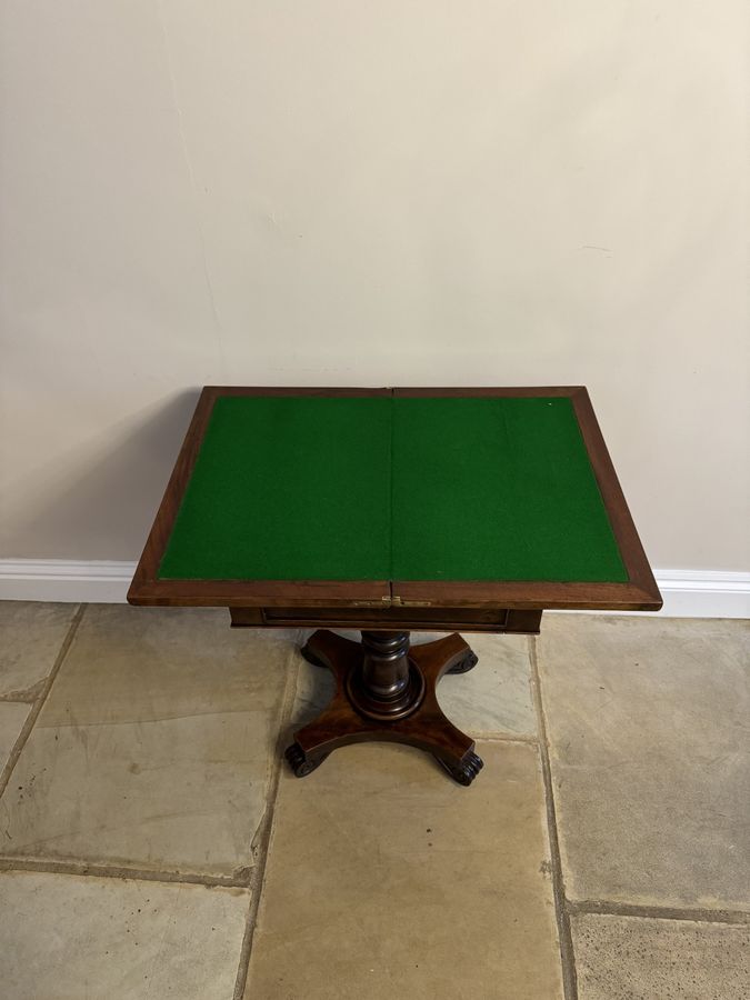 Antique Quality antique Victorian mahogany freestanding games table 