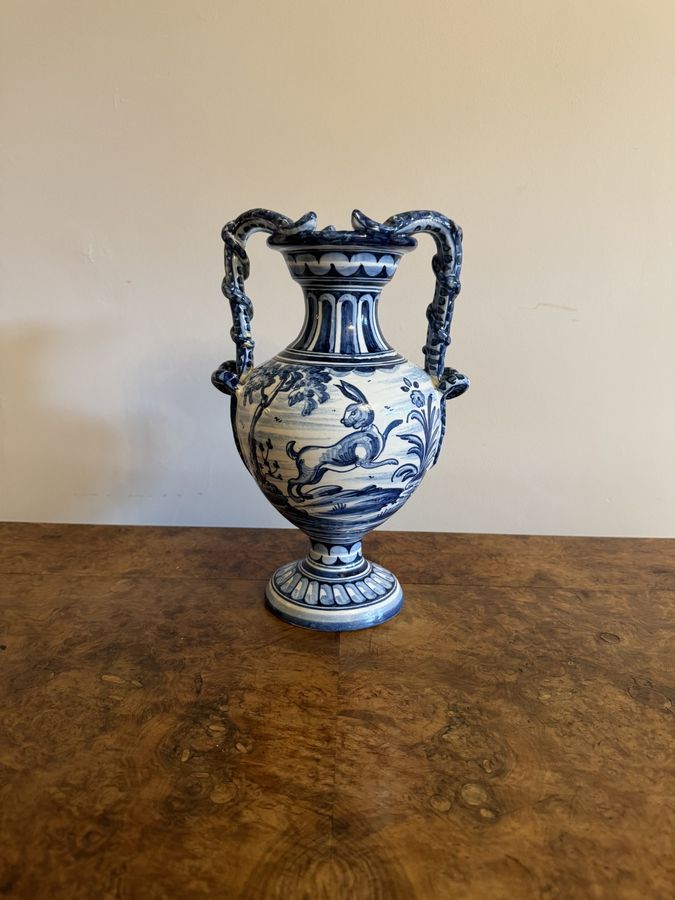 Beautiful antique Talavere blue and white vase