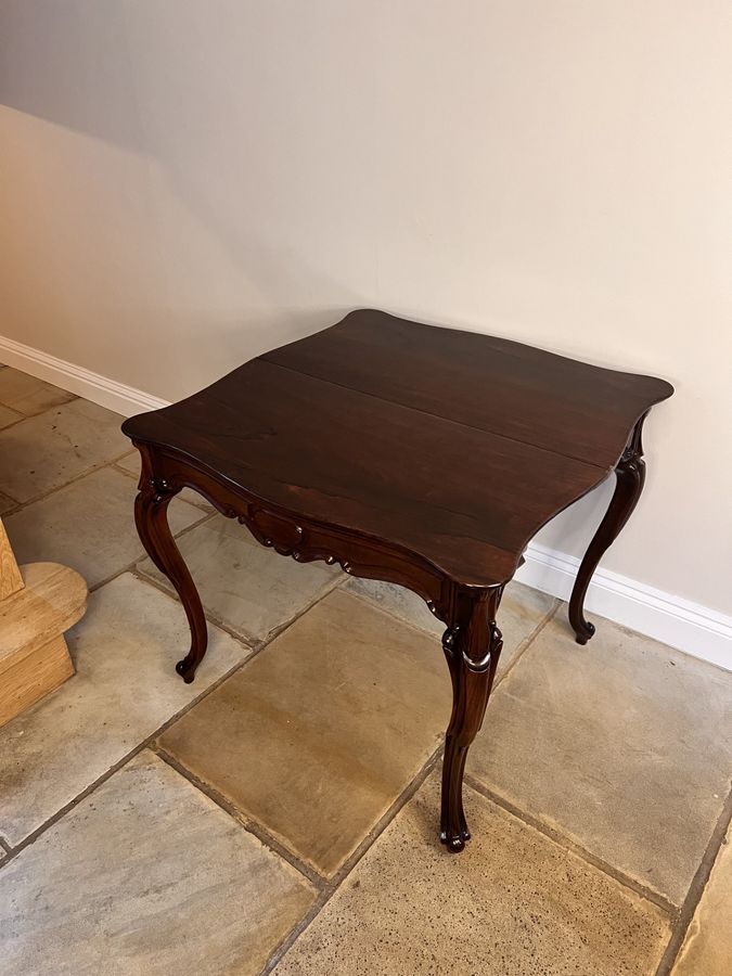 Antique Wonderful antique Victorian quality rosewood tea table 