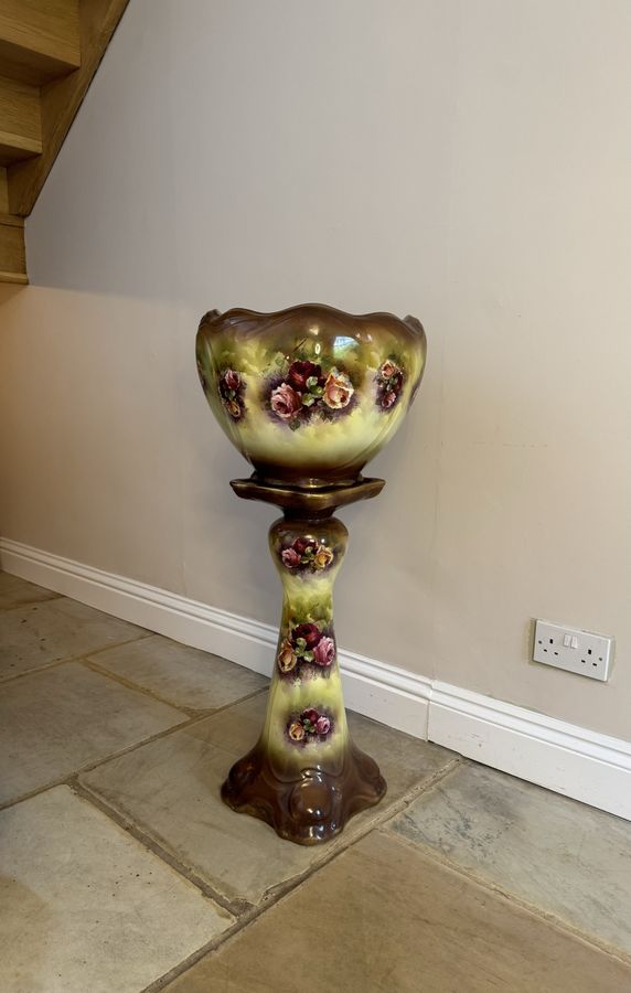 Lovely antique Edwardian jardiniere on a stand