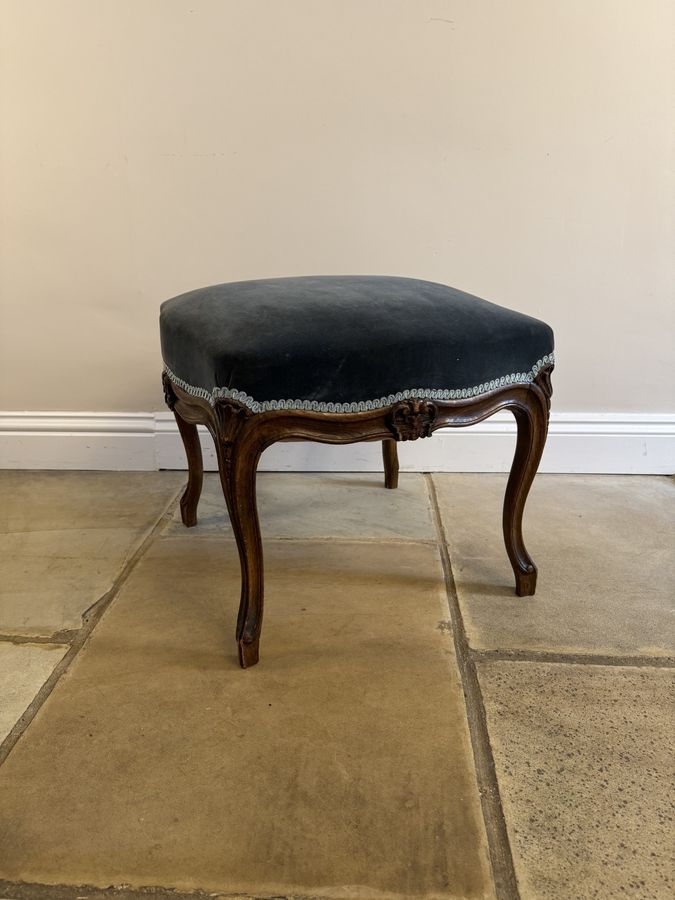 Antique Wonderful antique Victorian quality carved walnut freestanding stool 