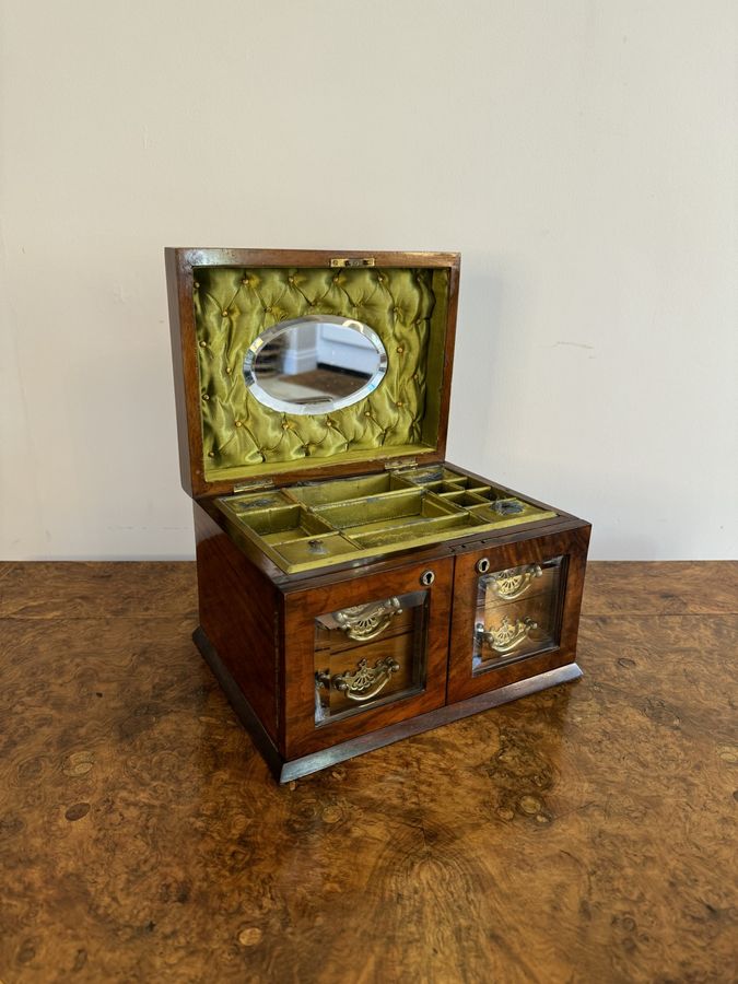 Fantastic quality antique Victorian burr walnut jewellery box