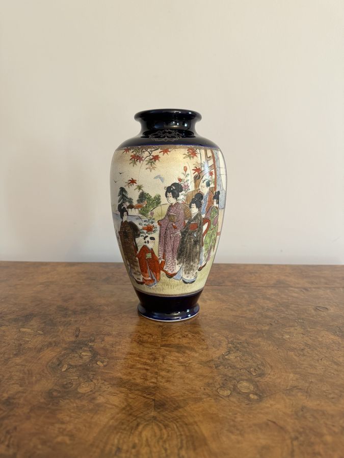 Antique Wonderful quality pair of antique Japanese satsuma vases 