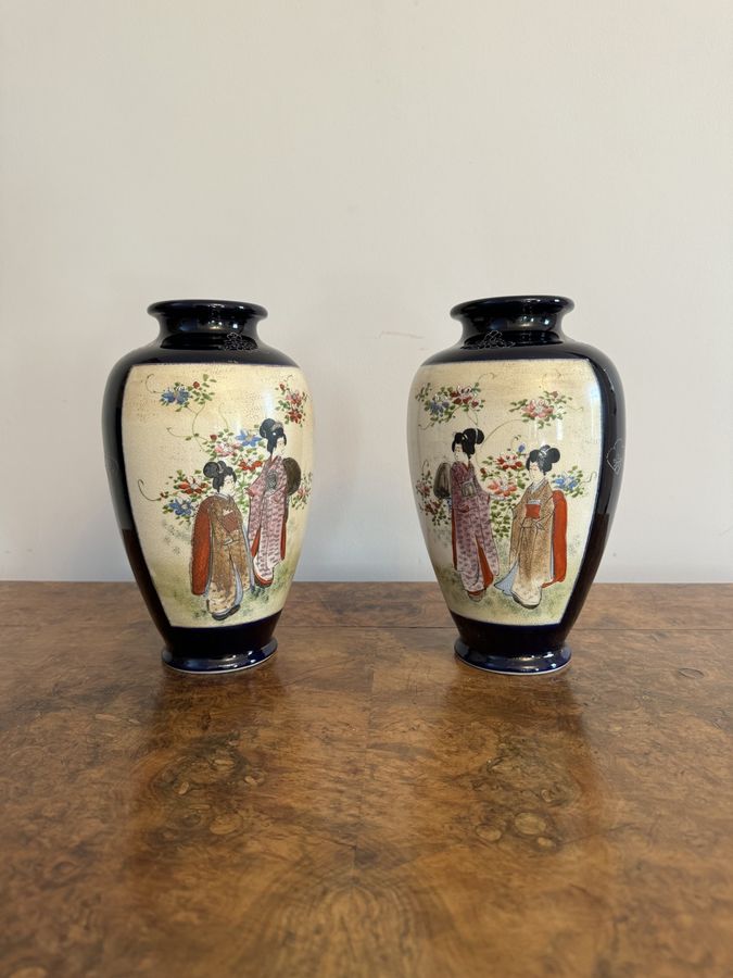 Antique Wonderful quality pair of antique Japanese satsuma vases 