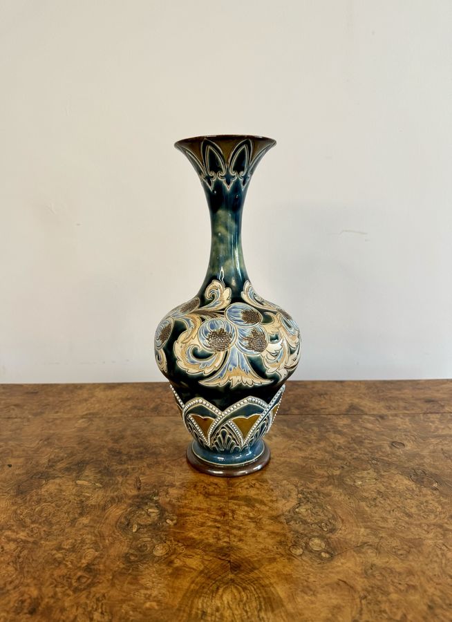 Attractive quality antique Doulton lambeth vase by Eliza Simmance