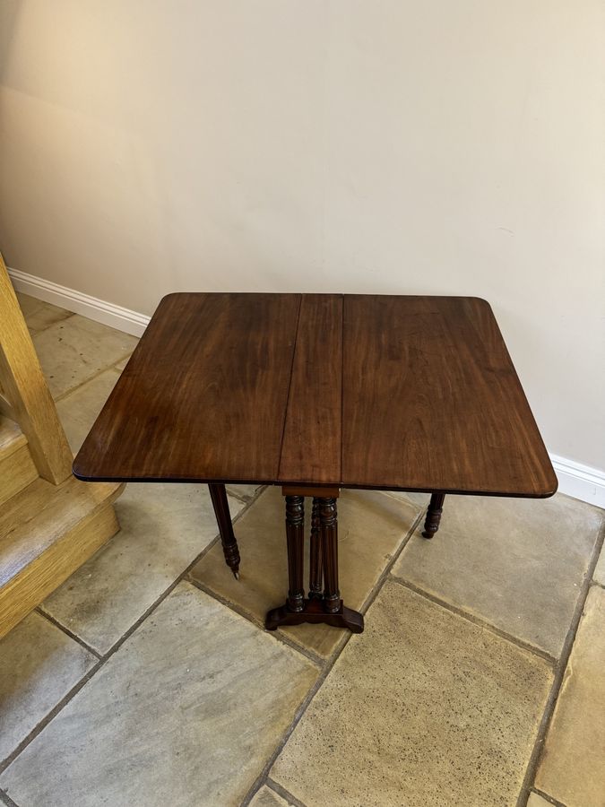 Antique Antique Victorian quality mahogany Sutherland table 