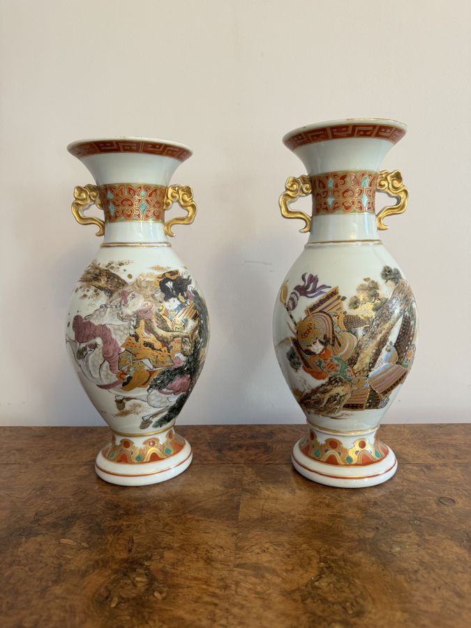 Antique Superb quality pair of antique 19th century porcelain Chinese famille vercv vases 