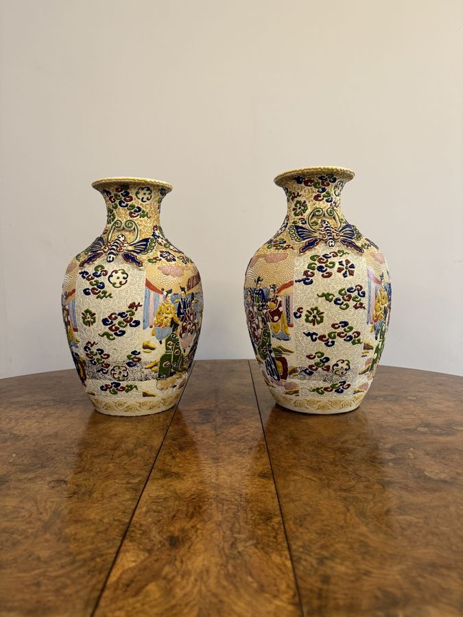 Antique Large quality pair of antique Satsuma vases