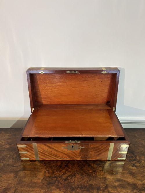 Antique Large antique Victorian quality burr walnut and brass bound writing box