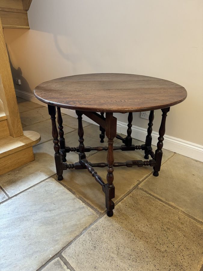 Antique 18th century quality antique oak drop leaf dining table 