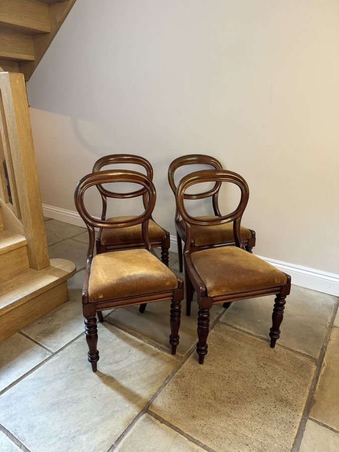 Antique Elegant set of four antique Victorian quality mahogany dining chairs 