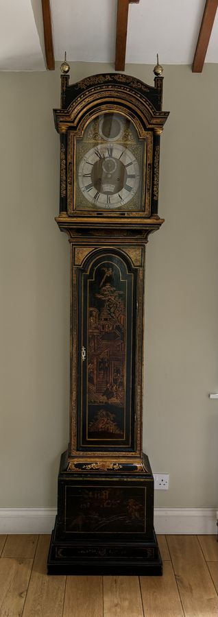 Antique Fantastic quality antique George III lacquered and chinoiserie decorated longcase clock