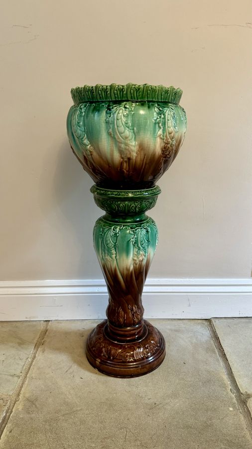 Stunning quality antique Victorian majolica jardiniere on a stand