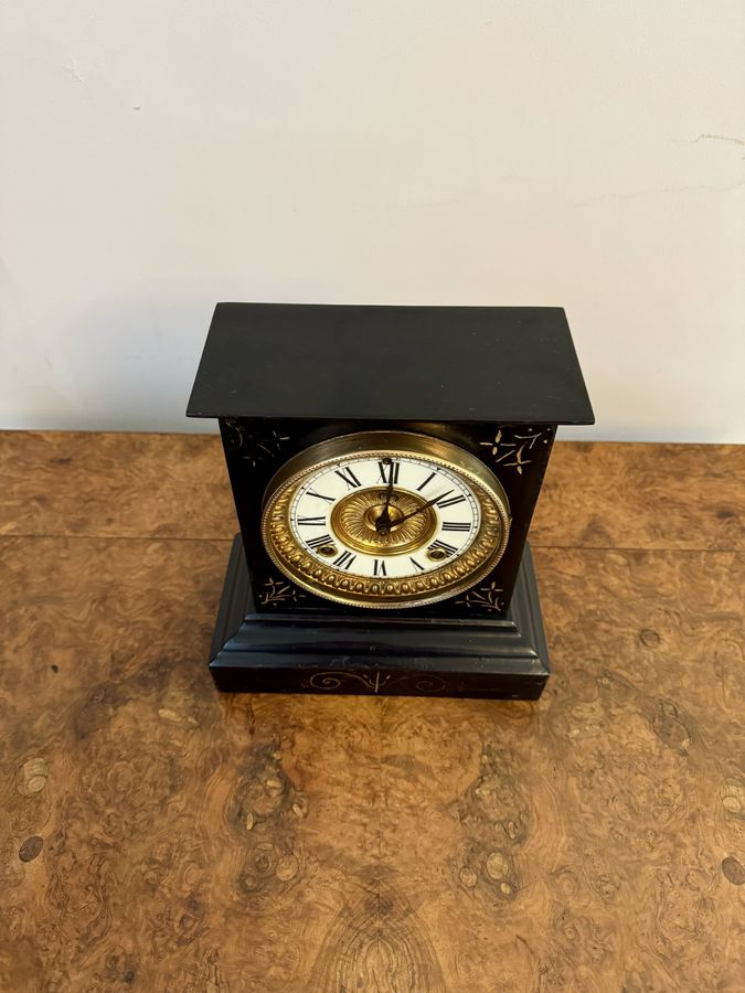 Antique Lovely antique Victorian mantle clock