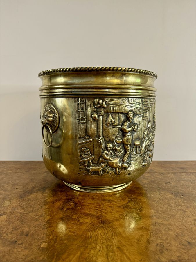 Antique Wonderful quality antique Edwardian brass coal bucket 