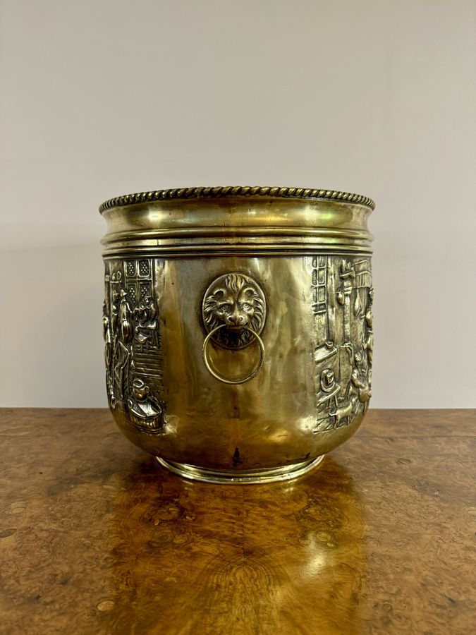 Antique Wonderful quality antique Edwardian brass coal bucket 