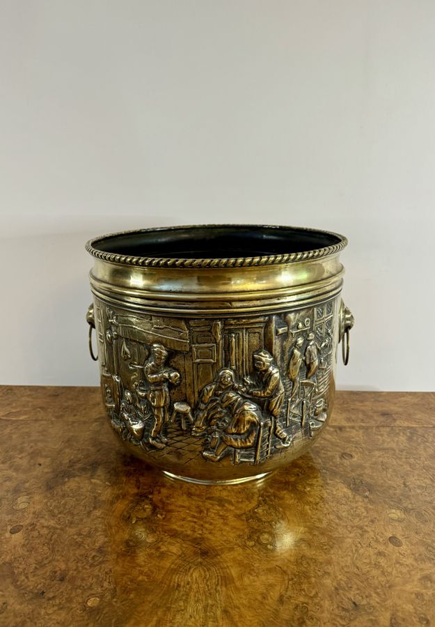 Antique Wonderful quality antique Edwardian brass coal bucket 