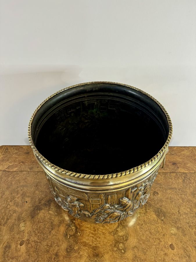 Antique Wonderful quality antique Edwardian brass coal bucket 