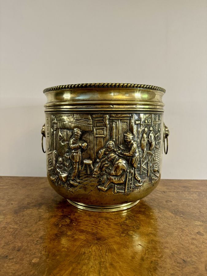 Antique Wonderful quality antique Edwardian brass coal bucket 