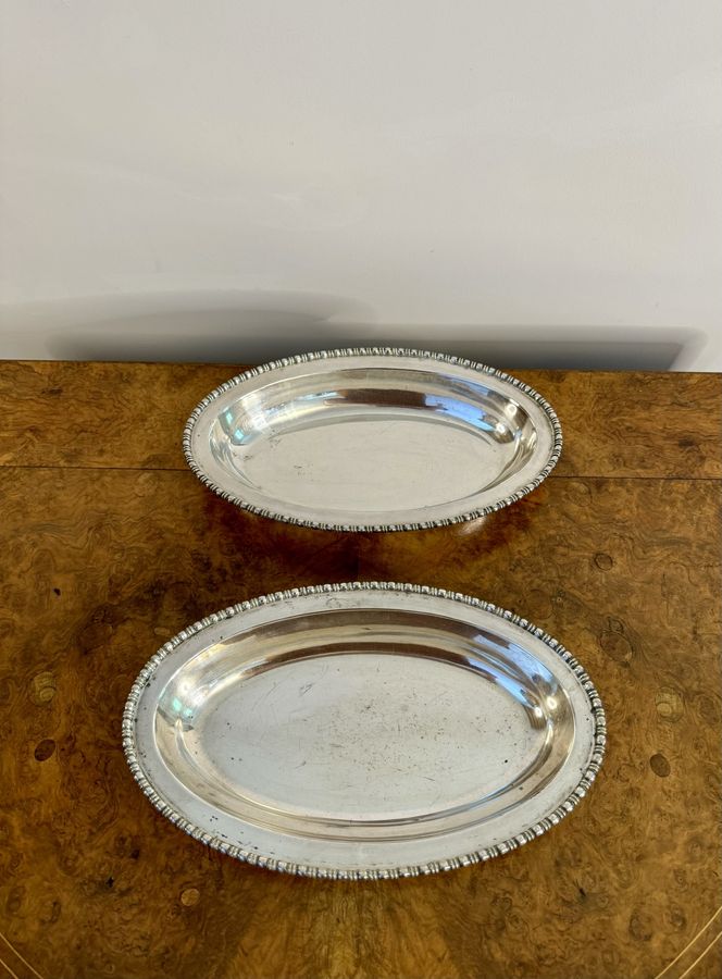 Antique Stunning pair of antique Edwardian silver plated serving dishes 