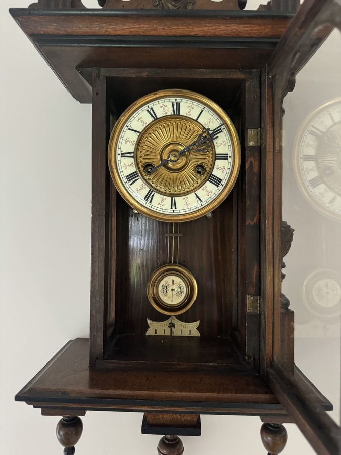 Antique Stunning quality antique Victorian walnut Vienna wall clock 