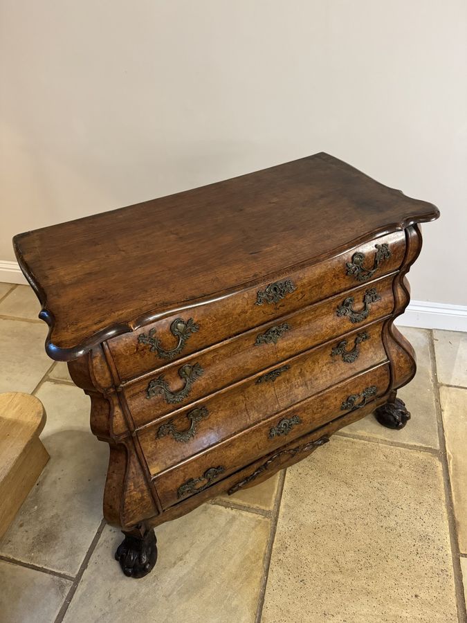 Antique Outstanding quality 18th century Dutch antique burr walnut bombe chest of drawers 